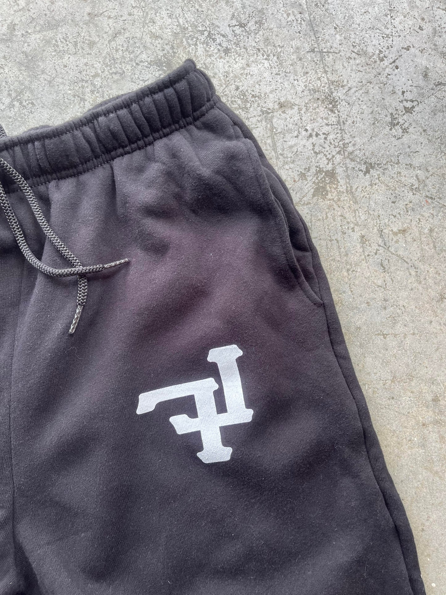 LF SWEATPANTS