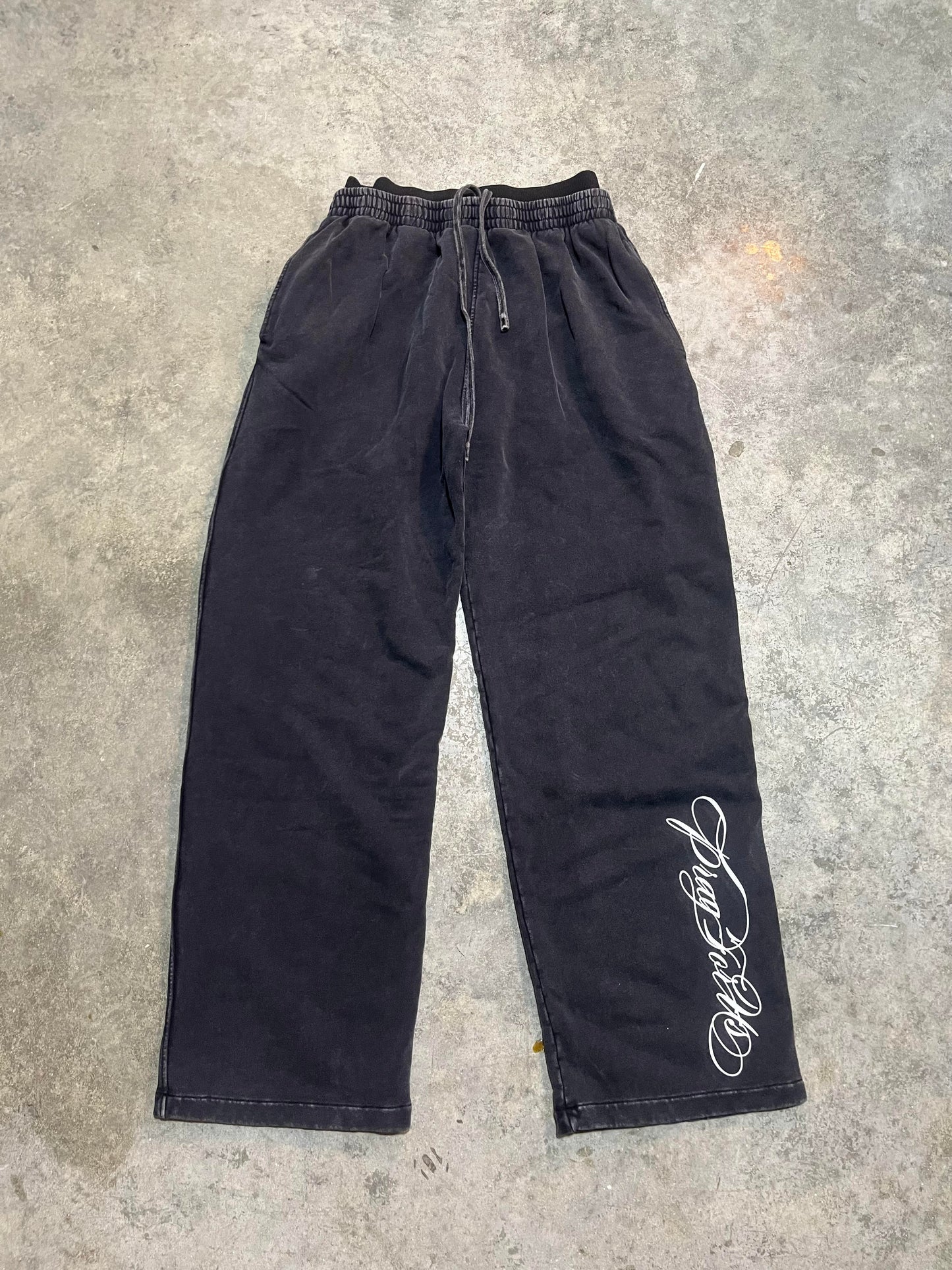 PRAY FOR US VINTAGE WASH SWEATPANTS