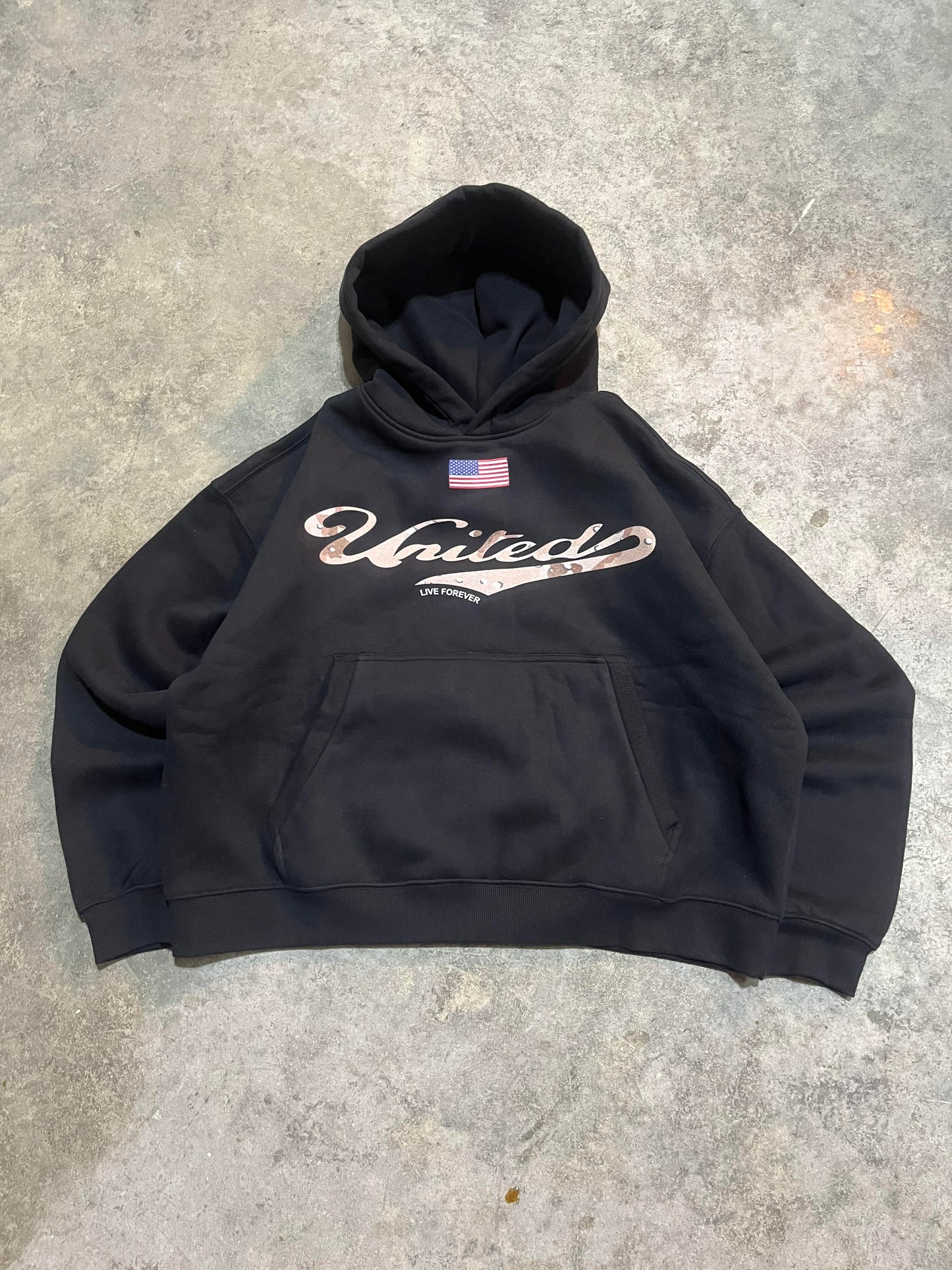 UNITED CAMO OVERSIZED BOXY HOODIE
